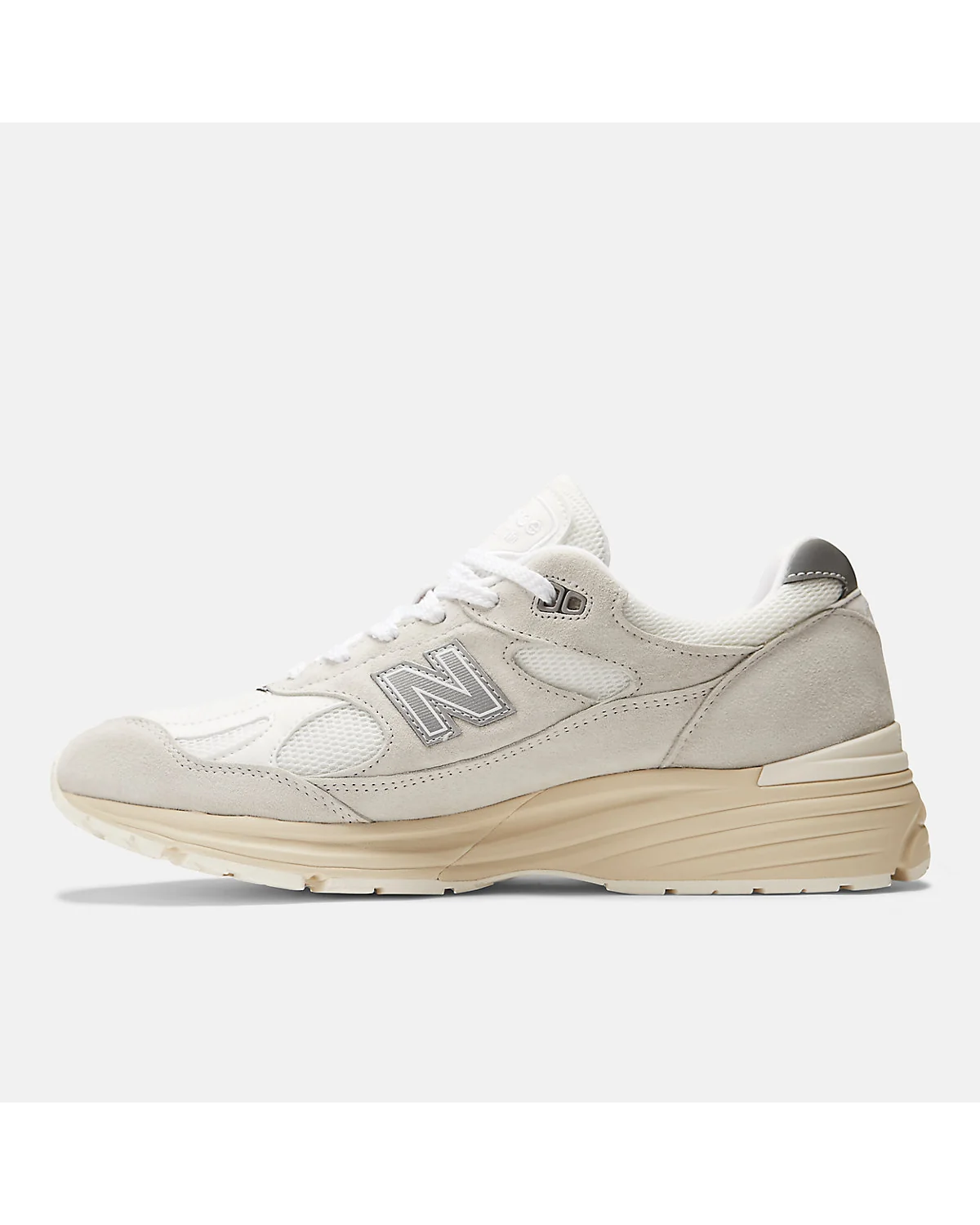 Кроссовки New Balance 991v2, вид многослойной подошвы сбоку