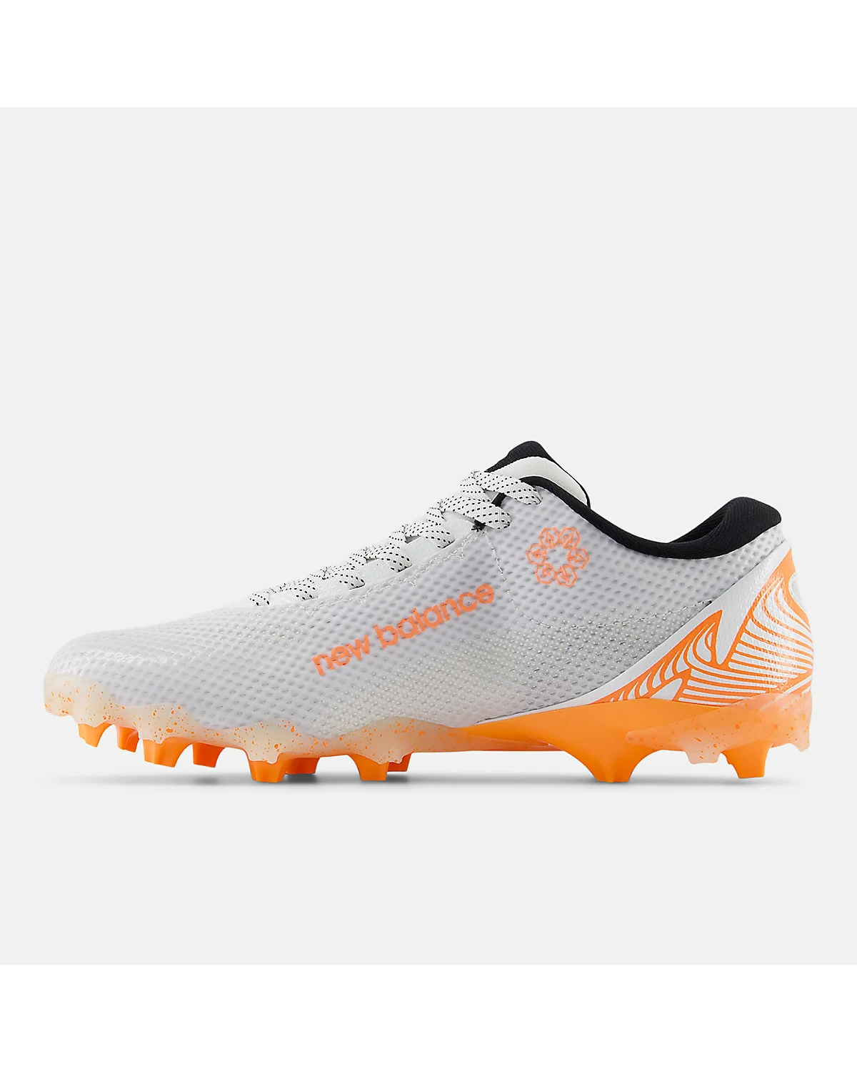 Кроссовки New Balance FreezeLX v5 Low, подошва с протектором