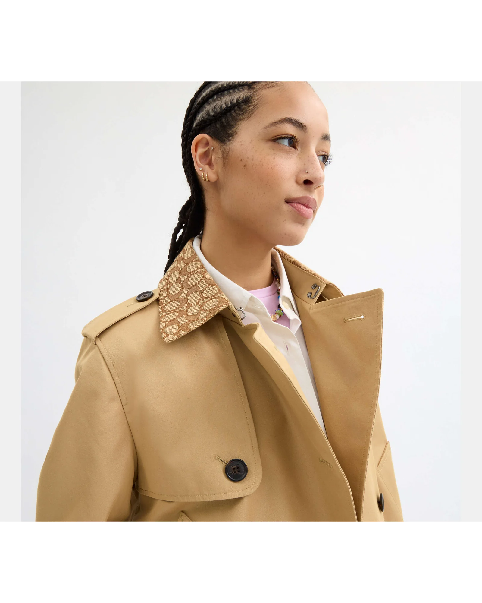 Короткий тренч Coach с фирменным воротником — 2
