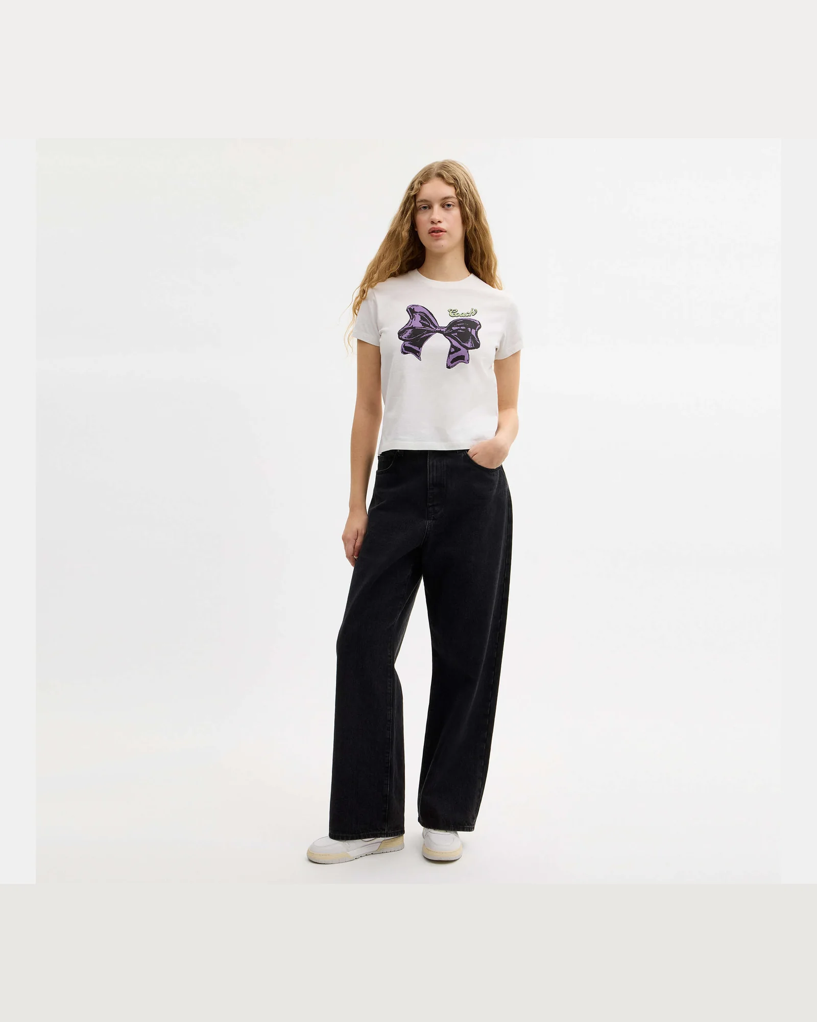 Футболка Coach с бантом из органического хлопка — 16