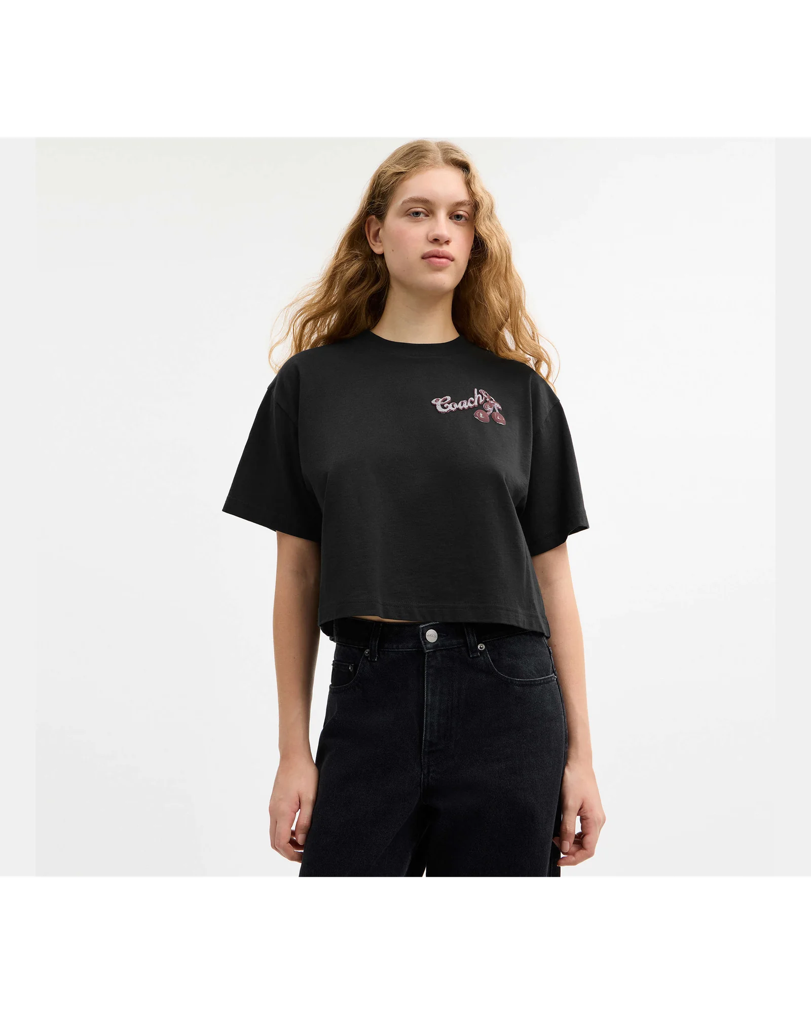 Укороченная футболка Coach Charms из органического хлопка — 14