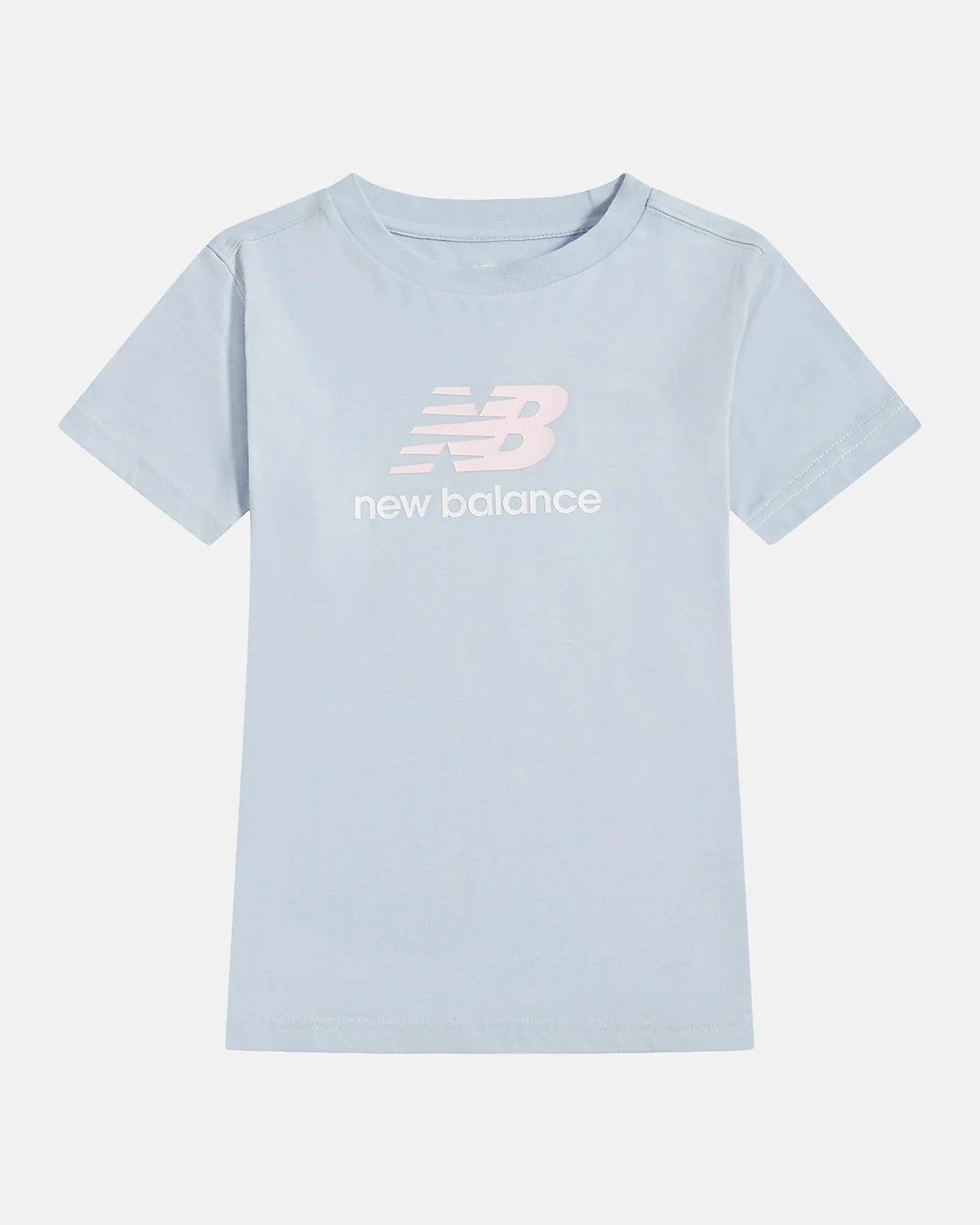 Розовая детская футболка New Balance с логотипом, вид спереди.