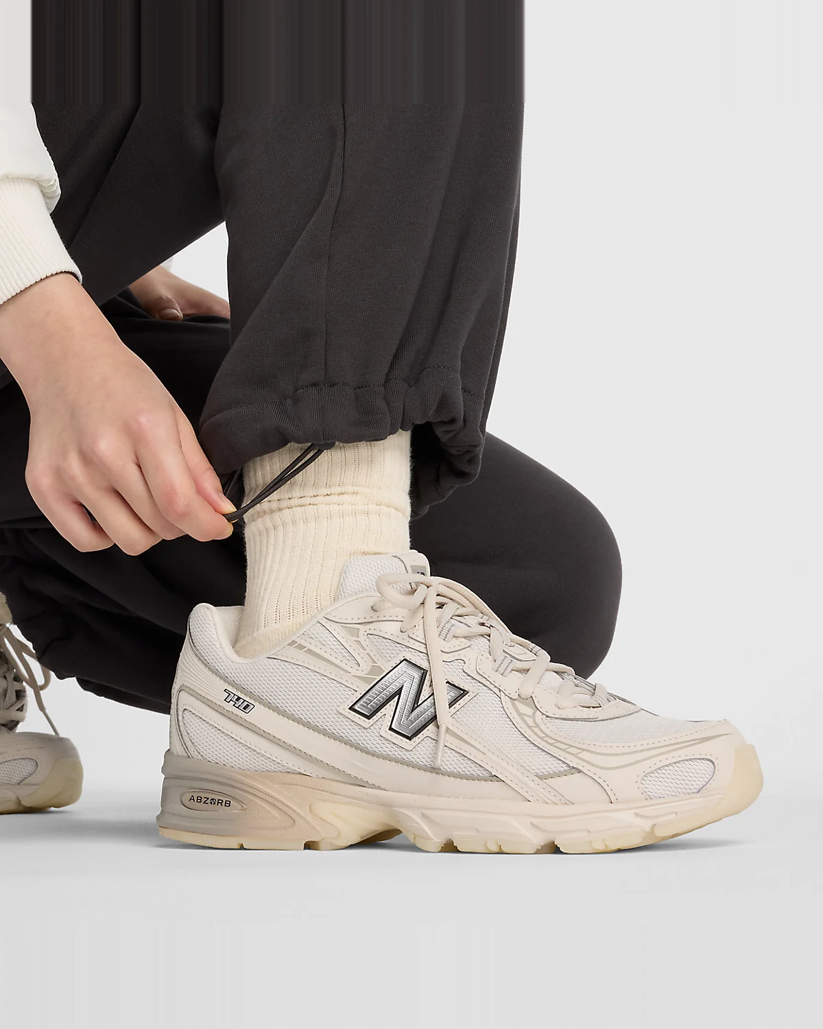 Женские брюки New Balance NBX Lunar New Year — 7
