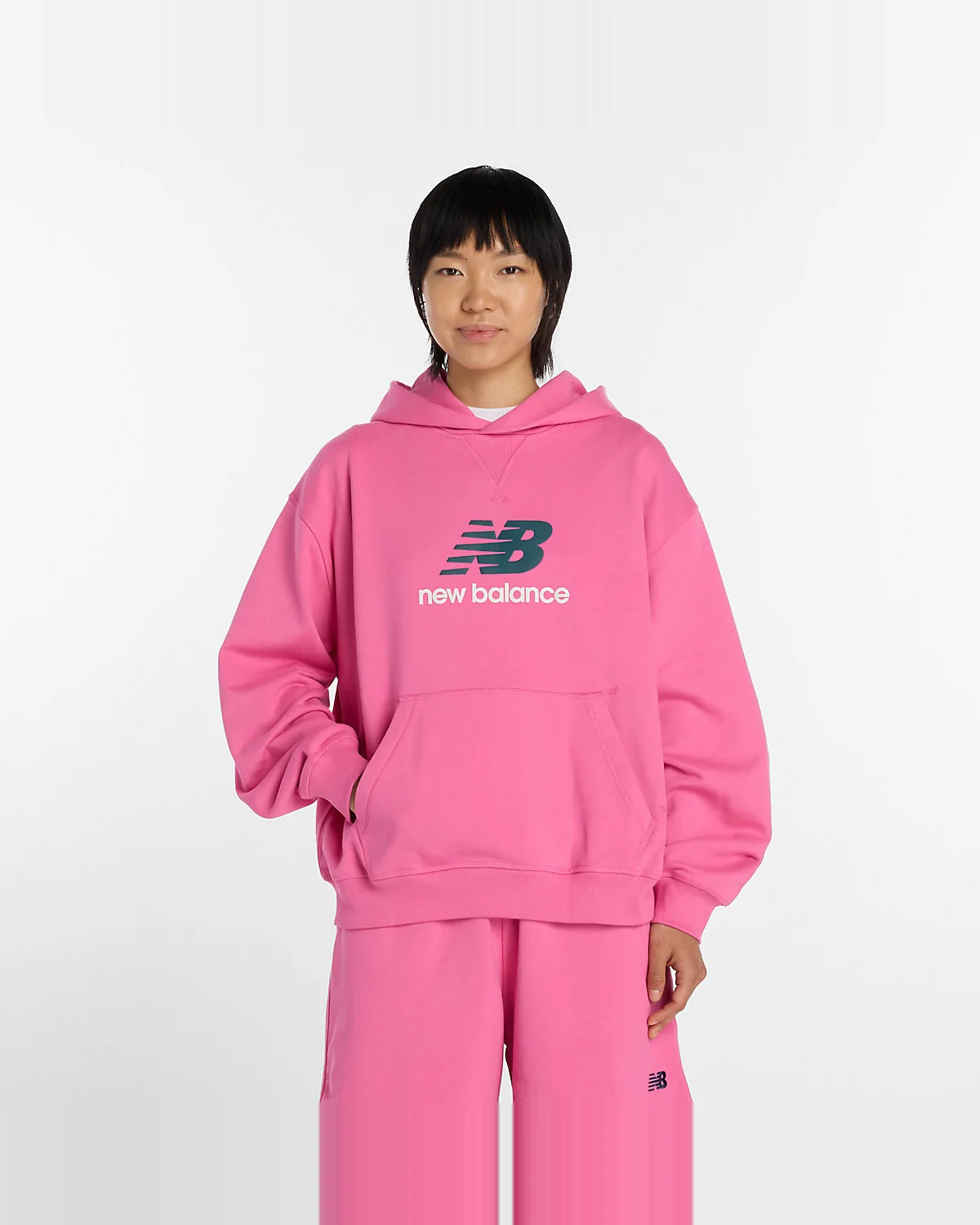 Худи New Balance Athletics French Terry Logo — 2