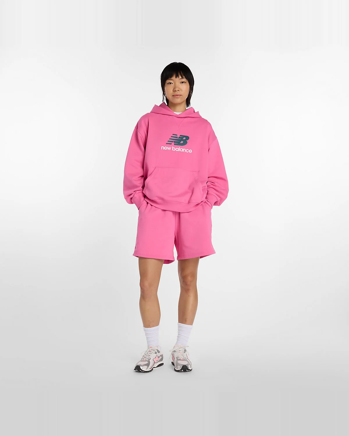 Худи New Balance Athletics French Terry Logo — 3