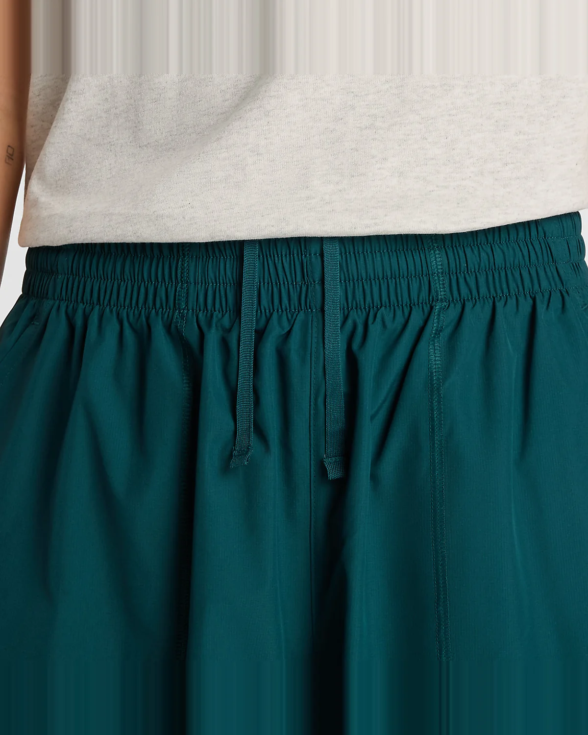 Женские брюки New Balance Trackside Woven — 3