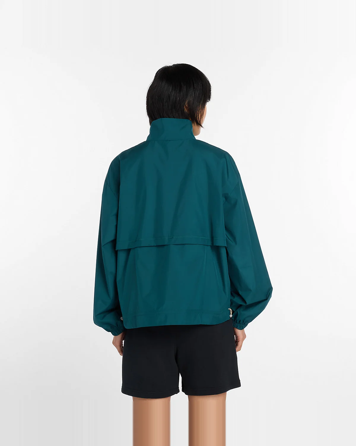 Женская куртка New Balance Trackside Woven — 5