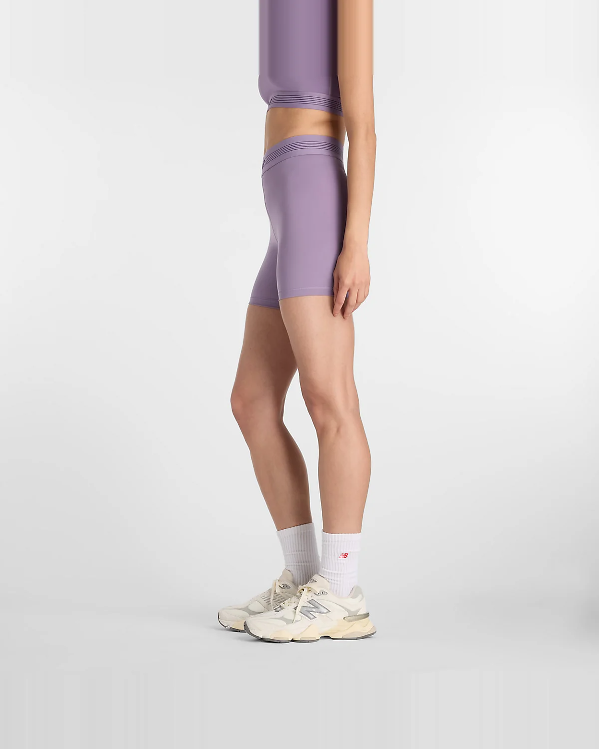 Женские шорты New Balance AC Fitted Short 5" — 5