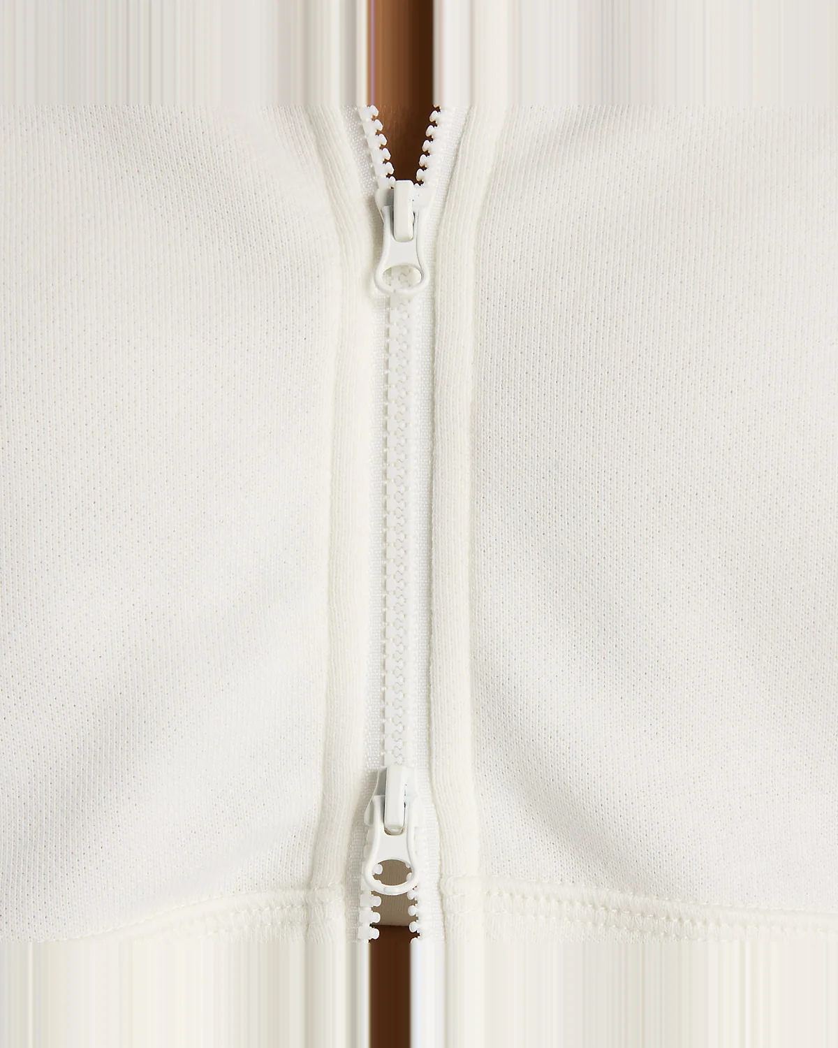 Женское худи New Balance Coastal Fleece Full Zip — 1