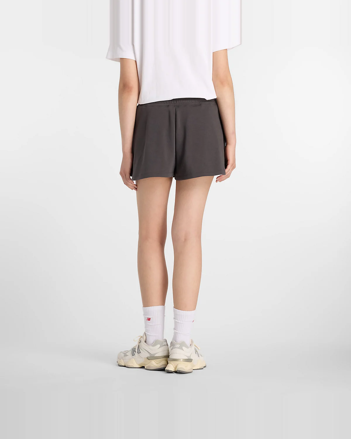 Женские шорты New Balance French Terry Circle — 4