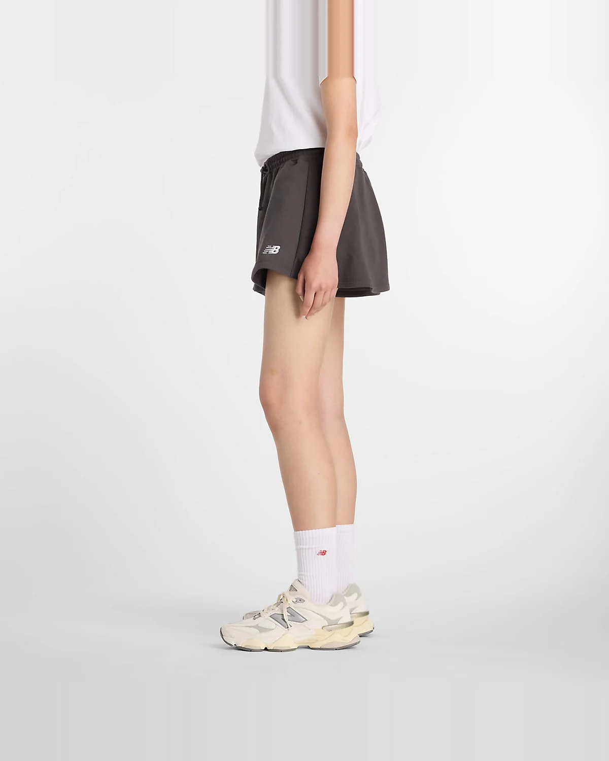 Женские шорты New Balance French Terry Circle — 5