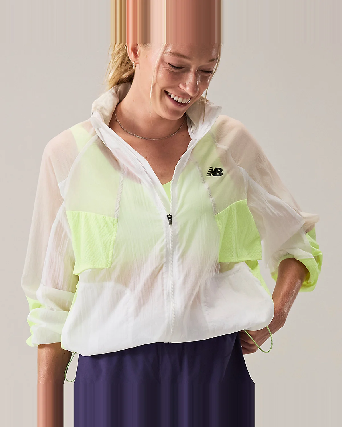 Женская беговая куртка New Balance RC Jacket — 10