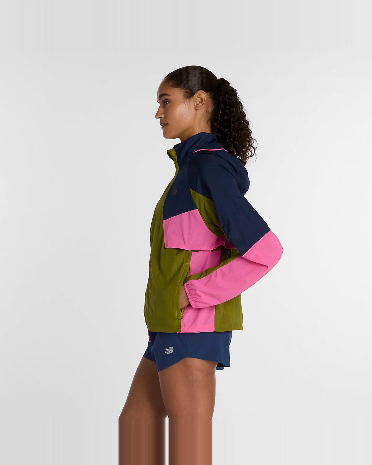 Женская беговая куртка New Balance RC Jacket — 6