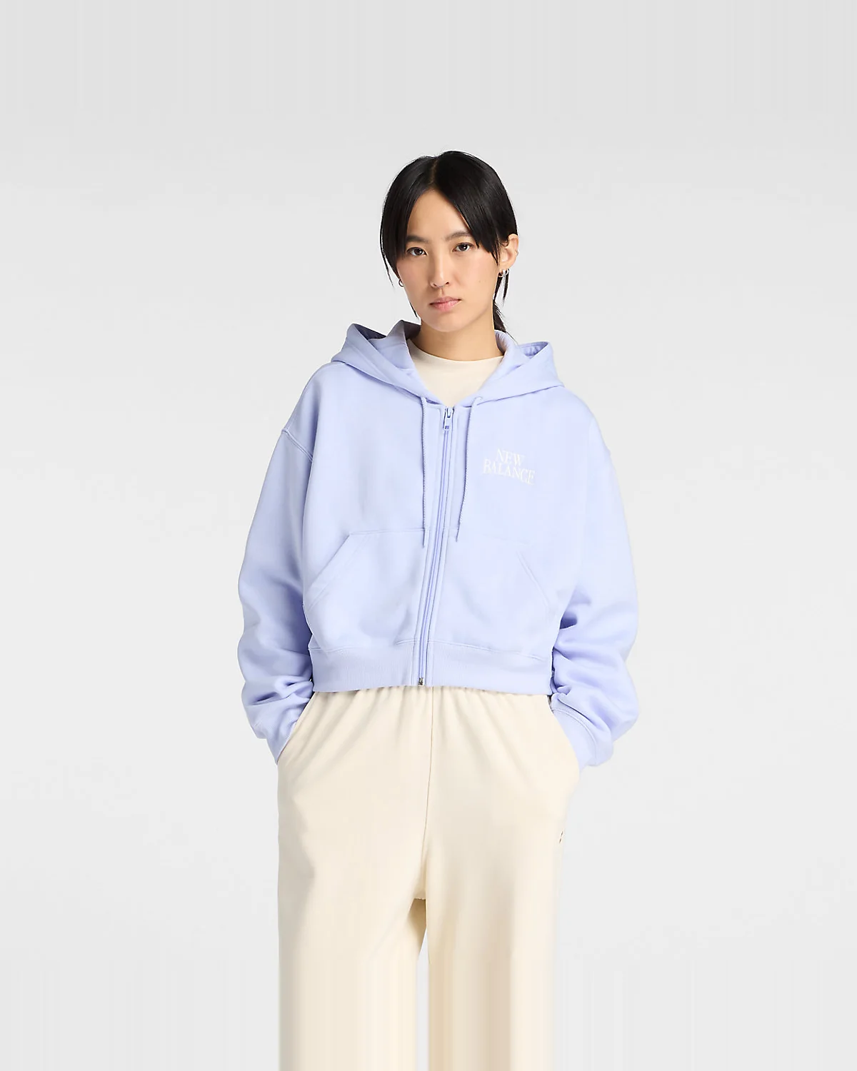 Женское худи New Balance Trackside Fleece Full Zip — 2