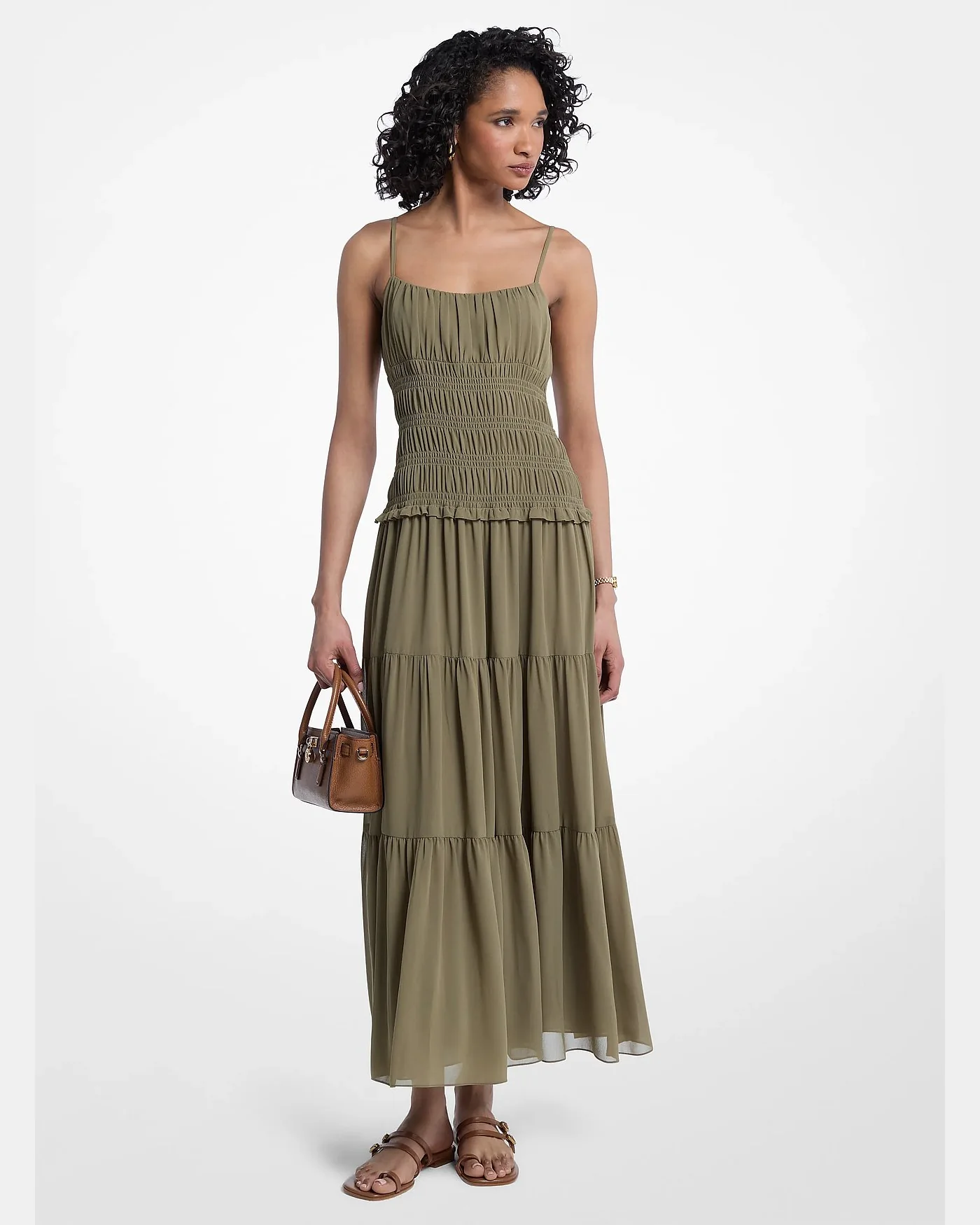 Платье макси Michael Kors из жоржетты со сборкой смок, хаки — 1