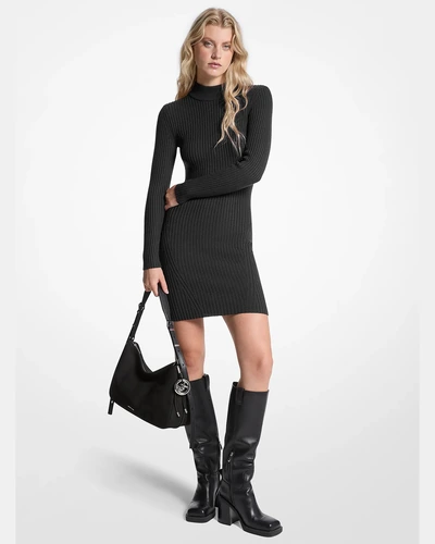 Michael Kors — платье в рубчик из эластичной шерсти с воротником-стойкой