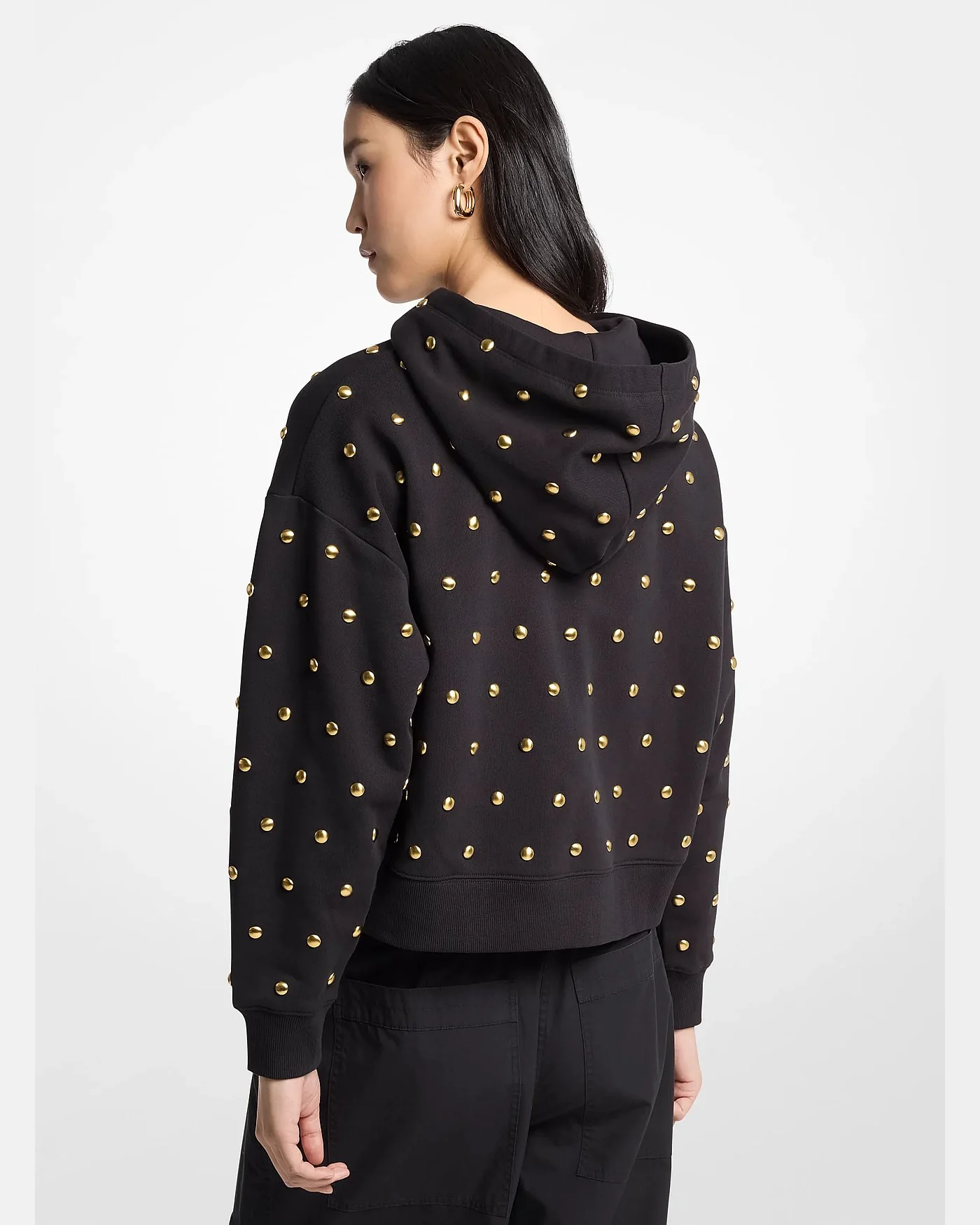 Укороченное худи Michael Kors с заклёпками, чёрное — 2