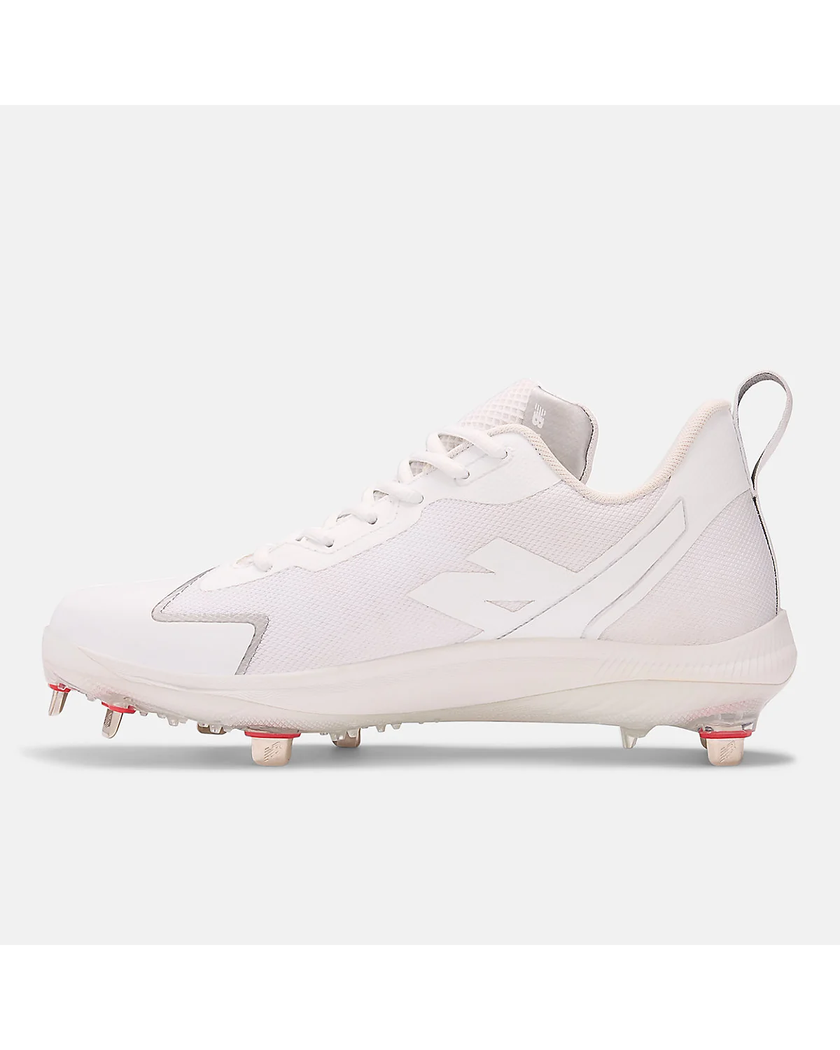 Софтбольные кроссовки New Balance FuelCell Romero Duo под другим ракурсом.