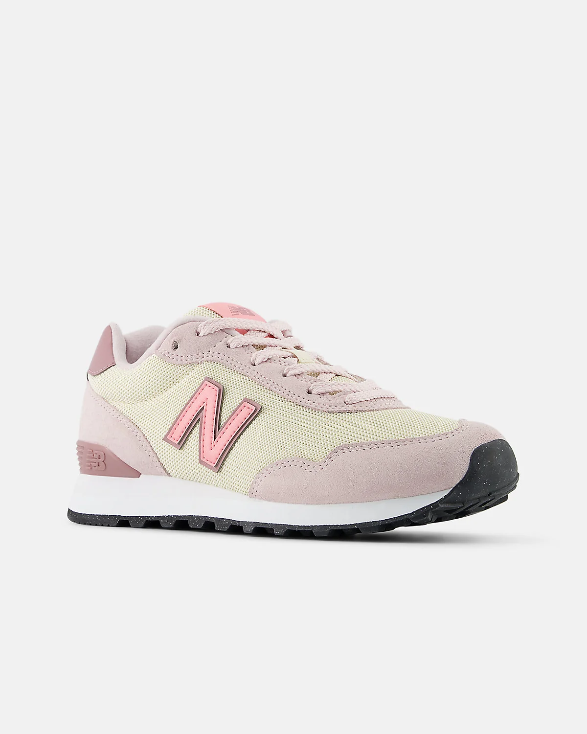 Кроссовки New Balance 515 морская соль с таро, трёхчетвёртный ракурс