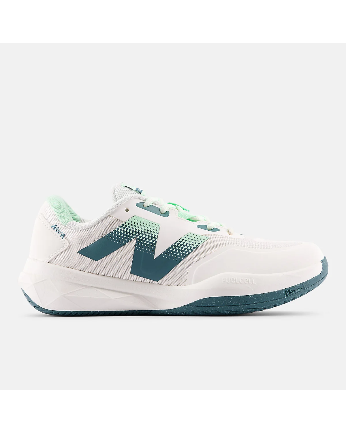 Теннисные кроссовки New Balance 796v4 цвета морская соль с зелёным, вид сбоку.