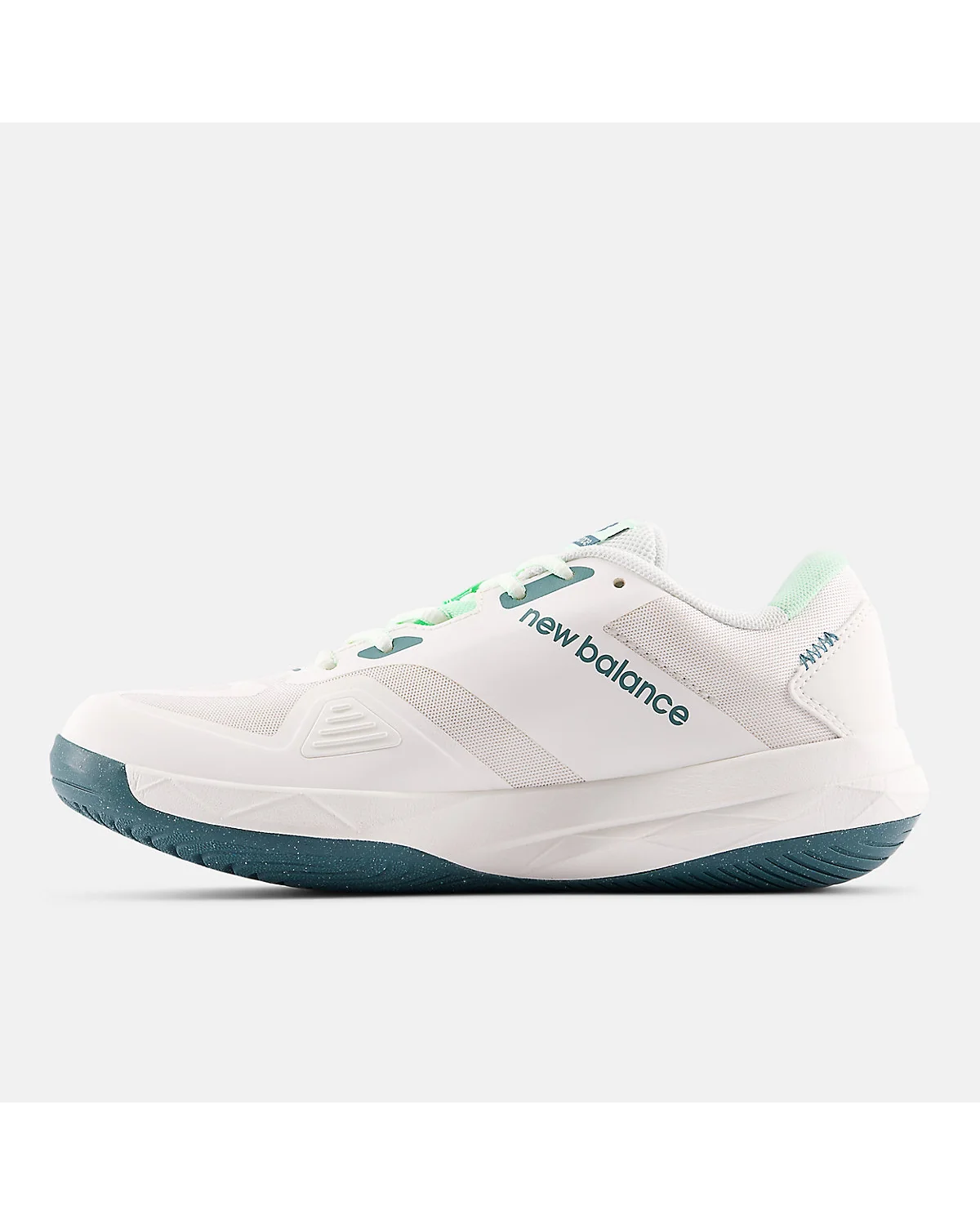 Кроссовки New Balance 796v4 цвета морская соль с зелёным, альтернативный угол.