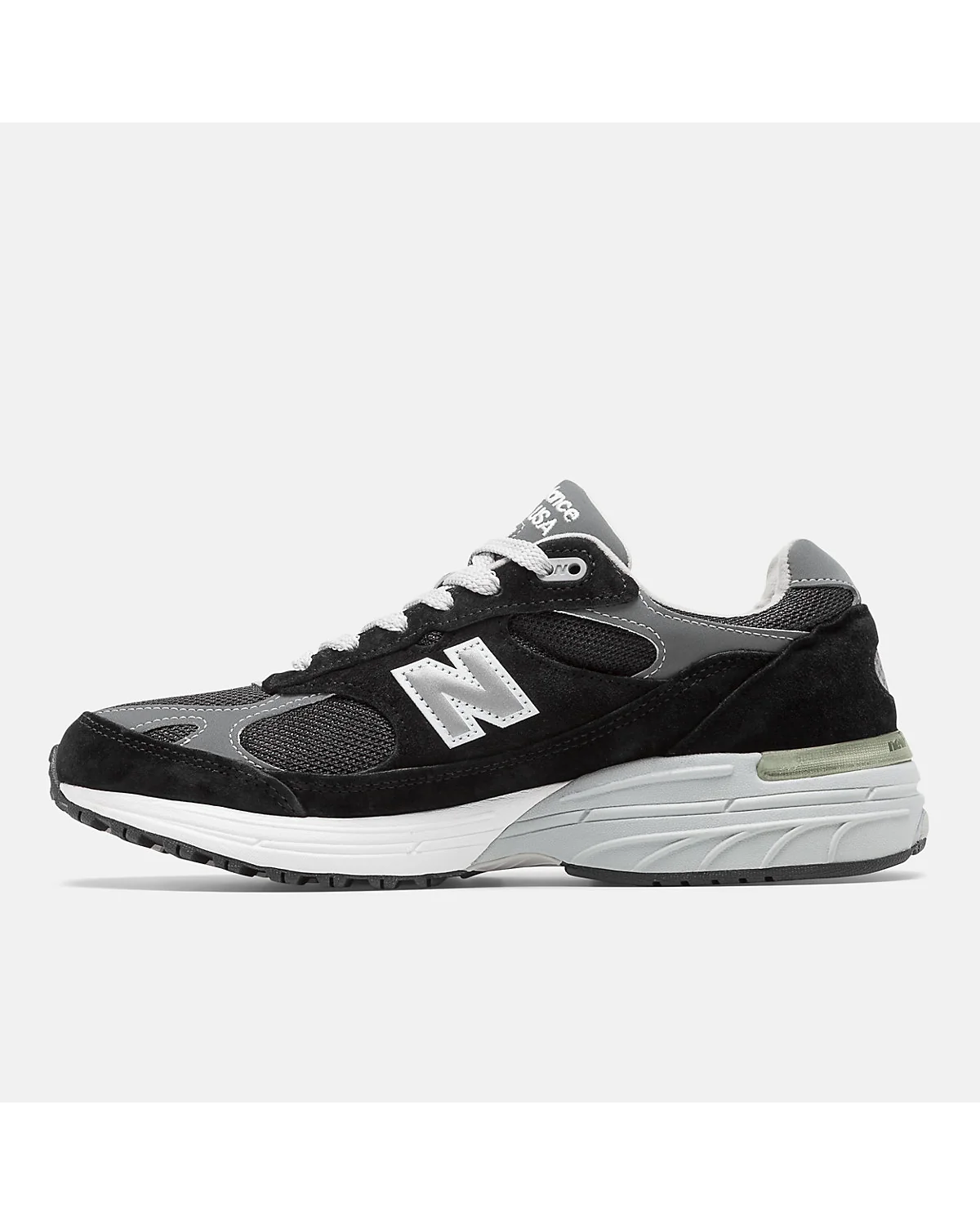 Кроссовки New Balance 993 чёрные с серым, вид спереди.