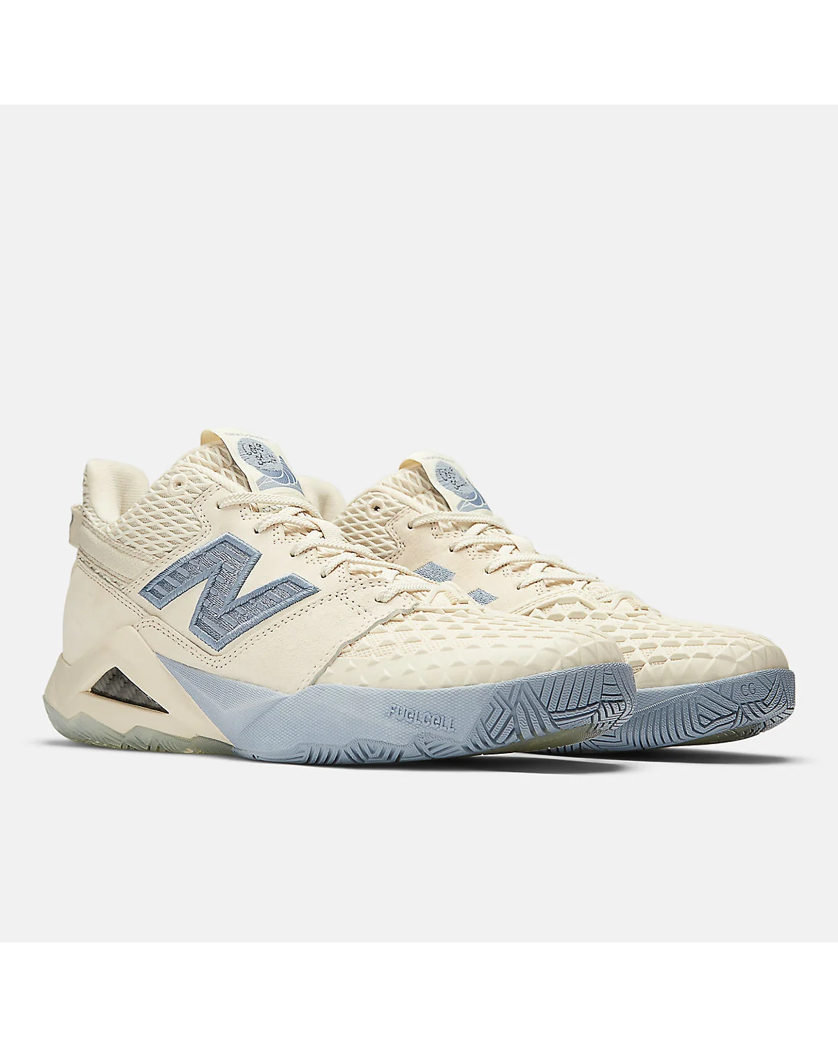 Кроссовки New Balance Coco CG2 цвета лён с белой подошвой, вид сзади
