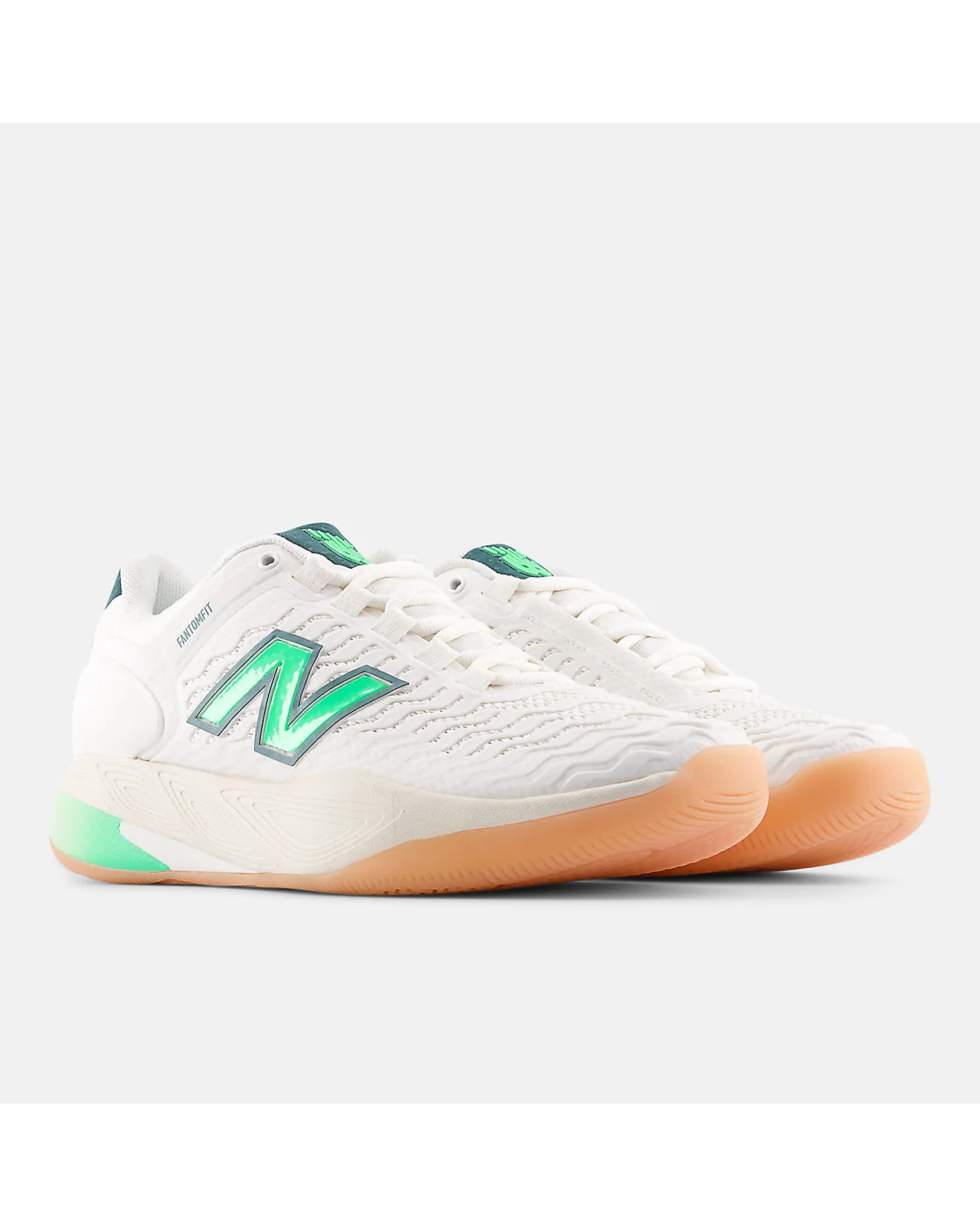 Теннисные кроссовки New Balance CT-Rally v2 с персиковой подошвой, вид сзади