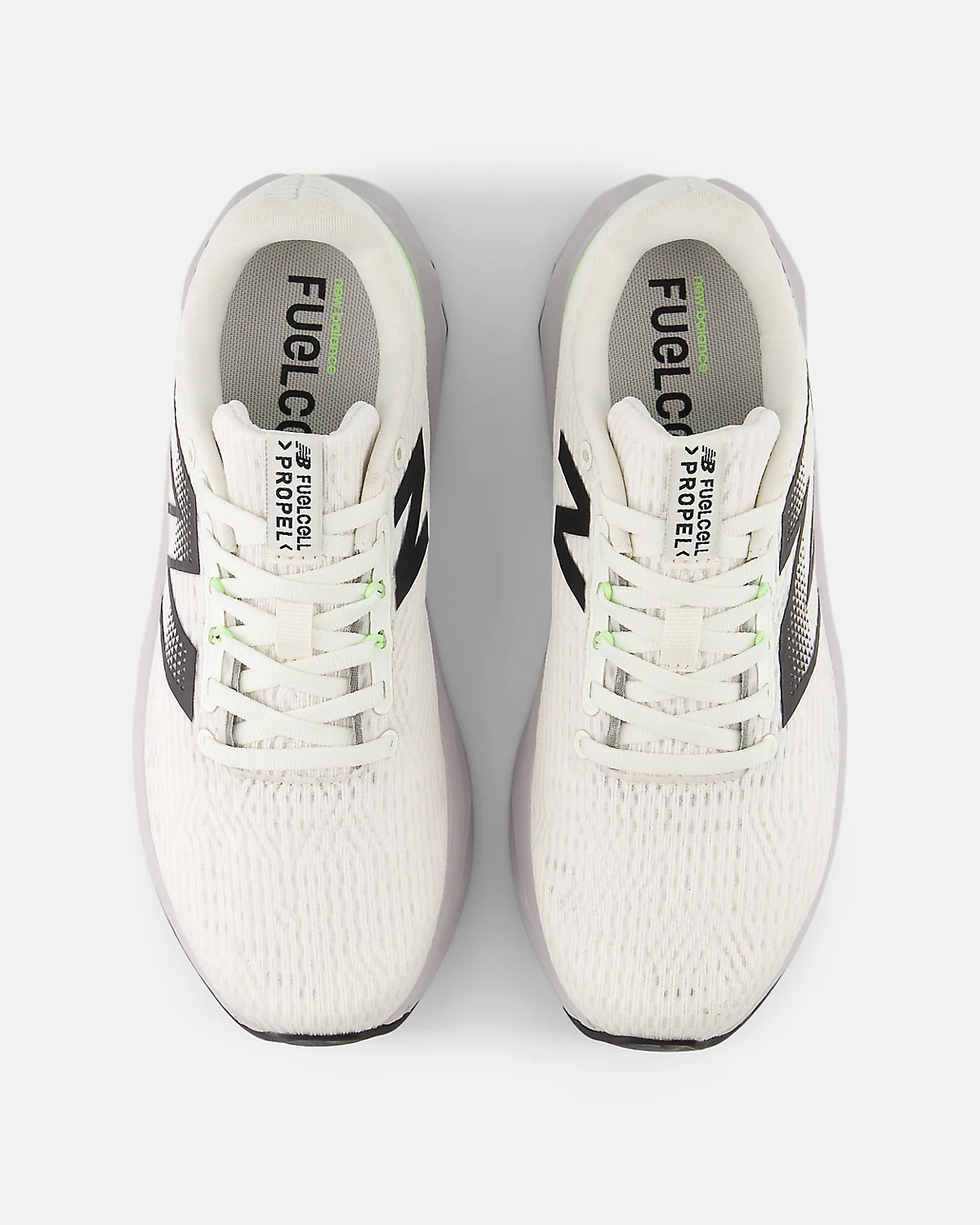 Женские кроссовки New Balance FuelCell Propel v5 — 4