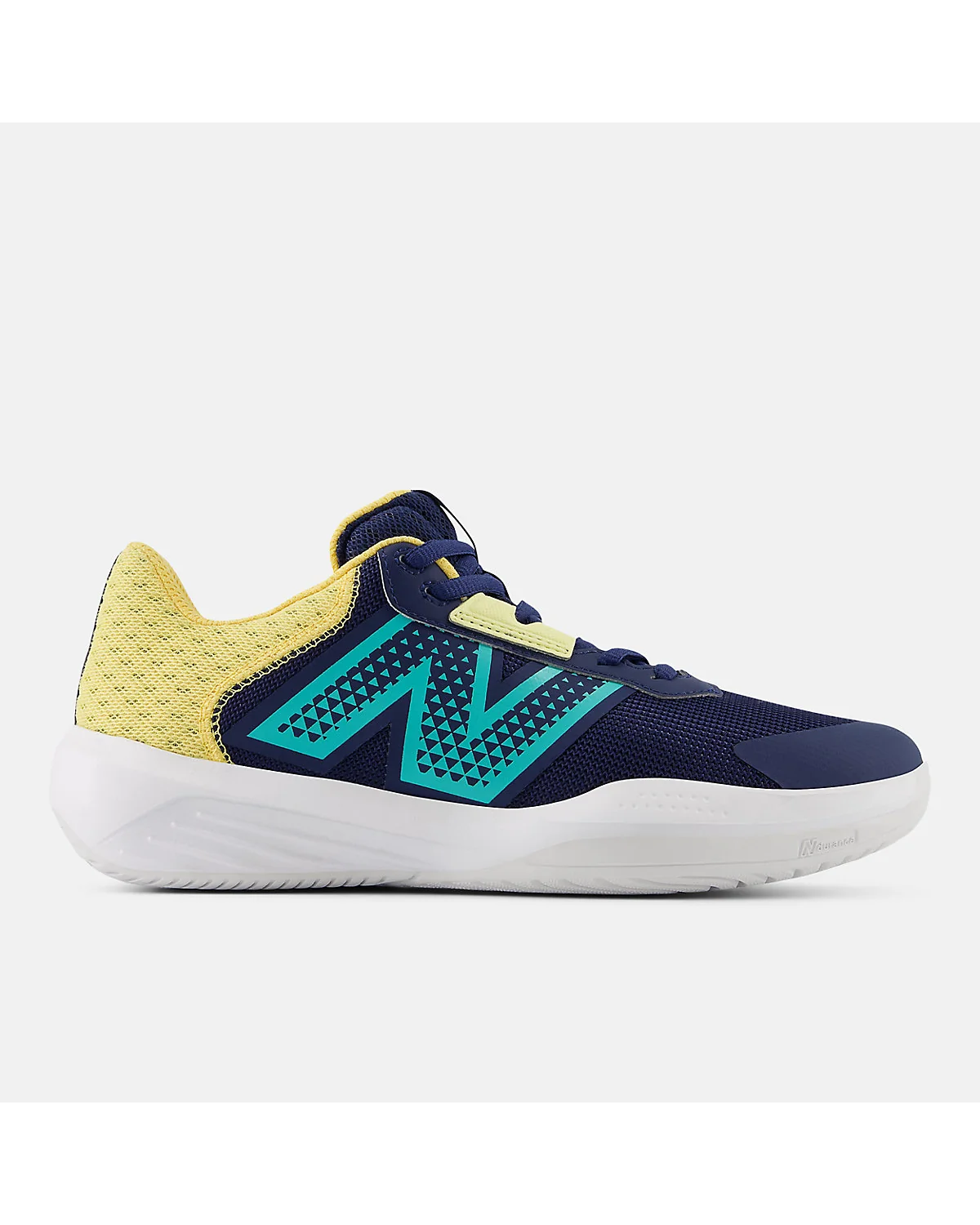 Кроссовки New Balance 696v6 белые с кибер-нефритовыми деталями, вид сбоку