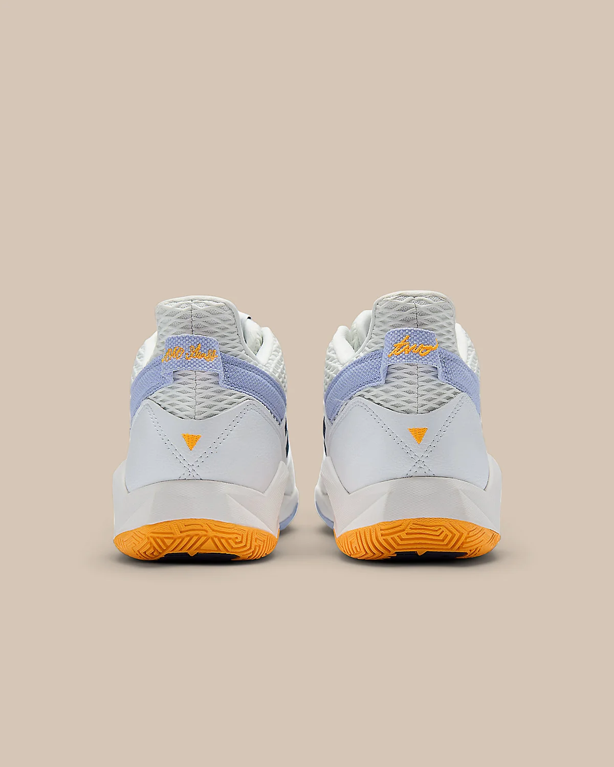 Женские кроссовки New Balance Coco CG2 — 5