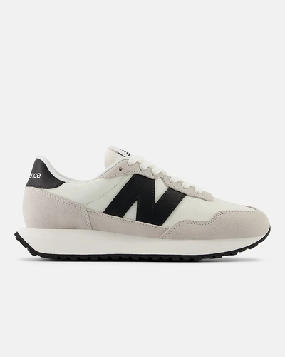 Женские кроссовки New Balance 237