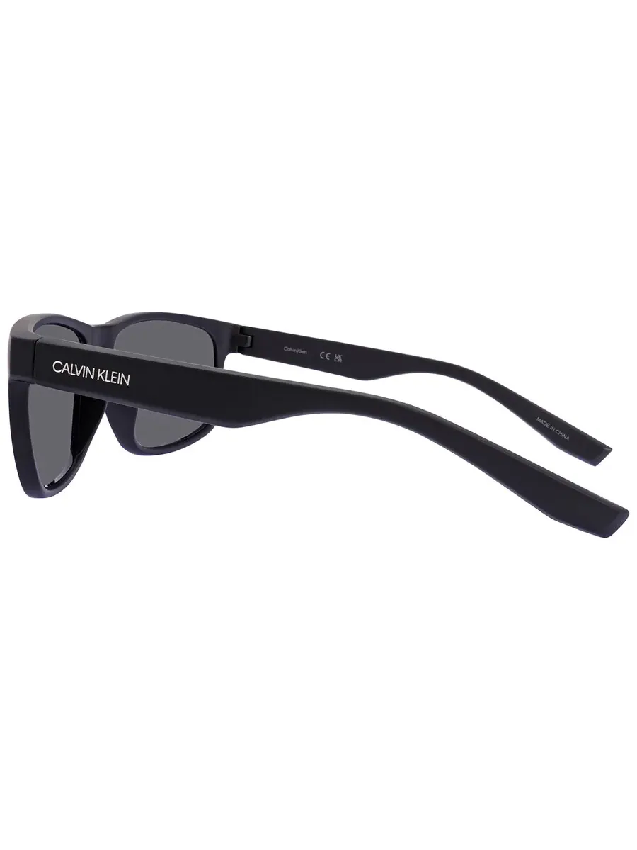Мужские серые прямоугольные солнцезащитные очки Calvin Klein CK19539S 001 59 — изображение 4 из 4, черный
