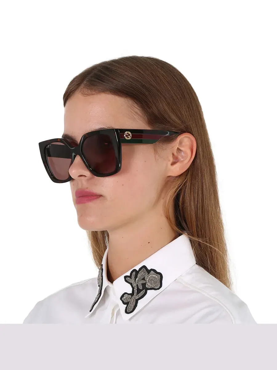 Женские солнцезащитные очки Gucci Brown Butterfly GG1300S 002 55 — изображение 2 из 6, хавана