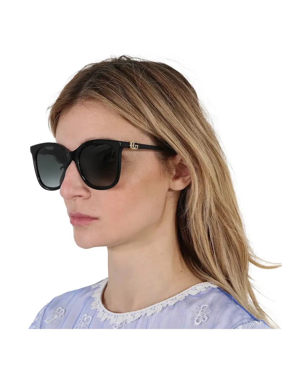 Женские солнцезащитные очки Gucci Grey Butterfly GG1071S 001 55 — изображение 2 из 5, серый