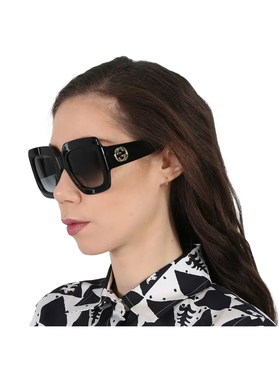 Женские солнцезащитные очки Gucci серого градиента квадратной формы GG0053SN 001 54 — изображение 2 из 5, серый