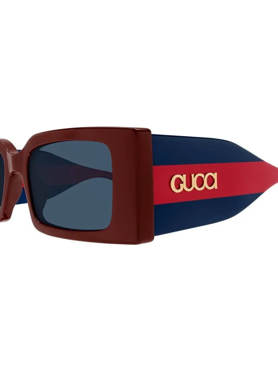 Женские солнцезащитные очки Gucci серого цвета прямоугольной формы GG1860S 003 52 — изображение 3 из 4, бордовый