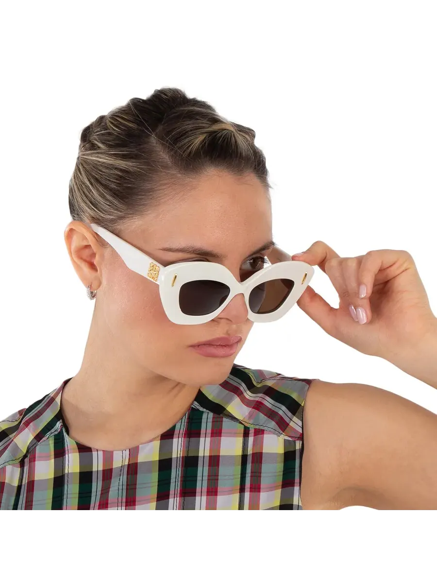 Солнцезащитные очки для женщин Loewe ANAGRAM Brown Cat Eye LW40127I 25E 48 — изображение 2 из 5, слоновая кость