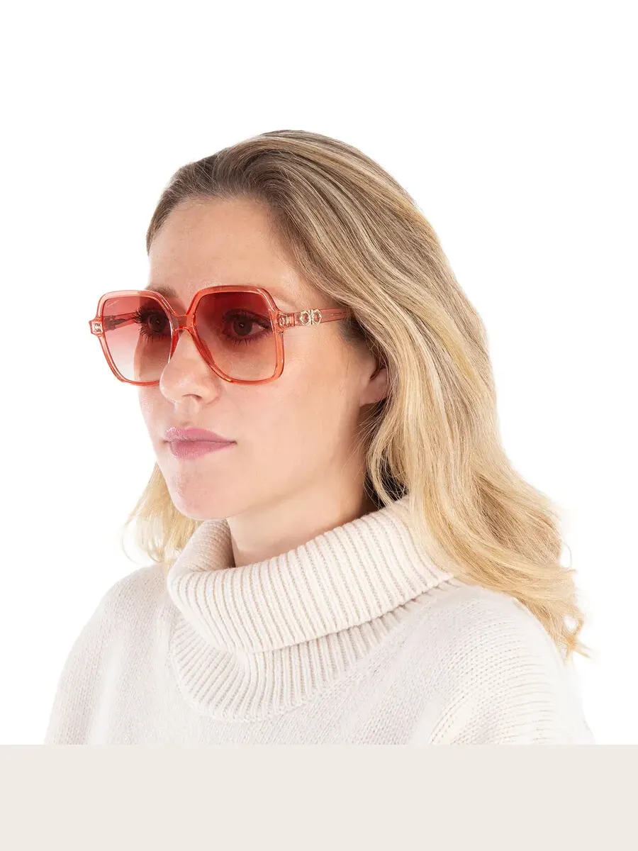 Женские солнцезащитные очки Salvatore Ferragamo Coral Square SF1083S 840 57 — изображение 2 из 5, розовый