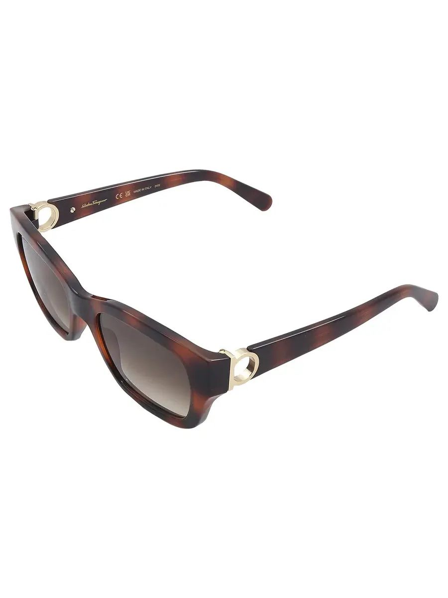 Солнцезащитные очки женские Salvatore Ferragamo SF1012S 214 53 серые градиентные квадратные — изображение 4 из 5, серый