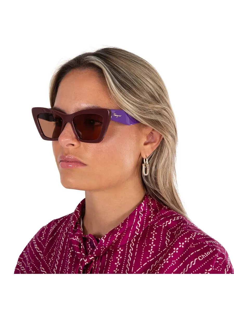 Женские солнцезащитные очки Salvatore Ferragamo Pink Cat Eye SF929S 209 55 — изображение 2 из 5, розовый