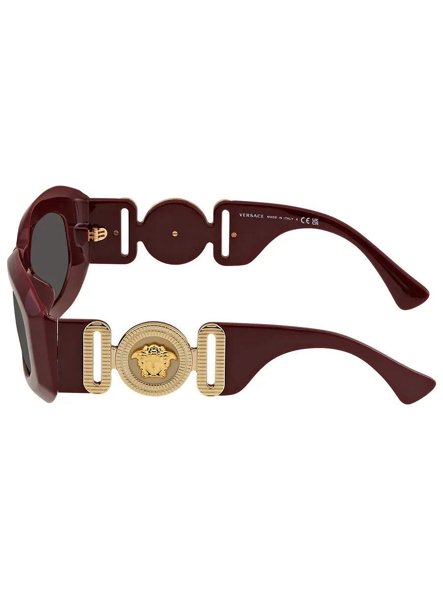 Мужские солнцезащитные очки Versace темно-серого цвета неправильной формы VE4425U 536587 53 — изображение 3 из 4, бордо