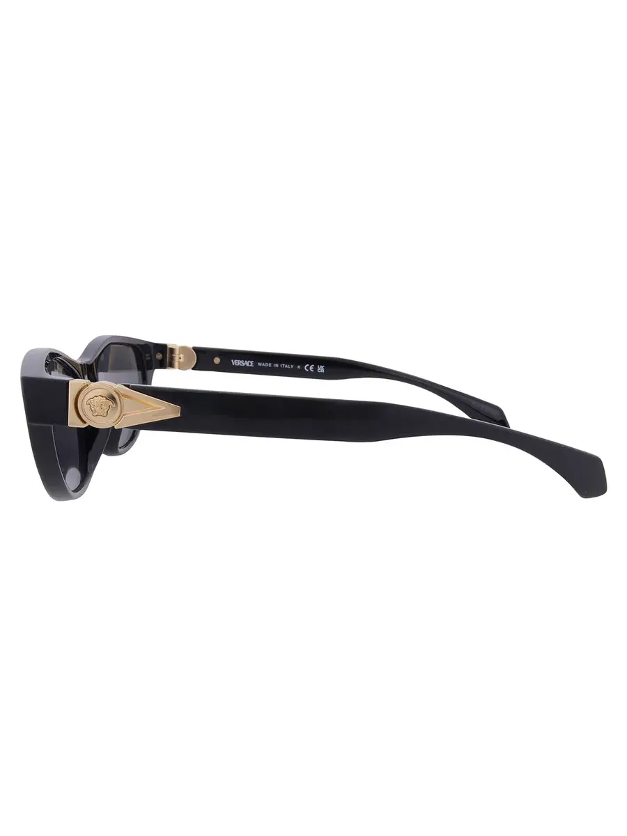 Солнцезащитные очки женские Versace Dark Grey Cat Eye VE4491U GB1/87 55 — изображение 4 из 5, черный