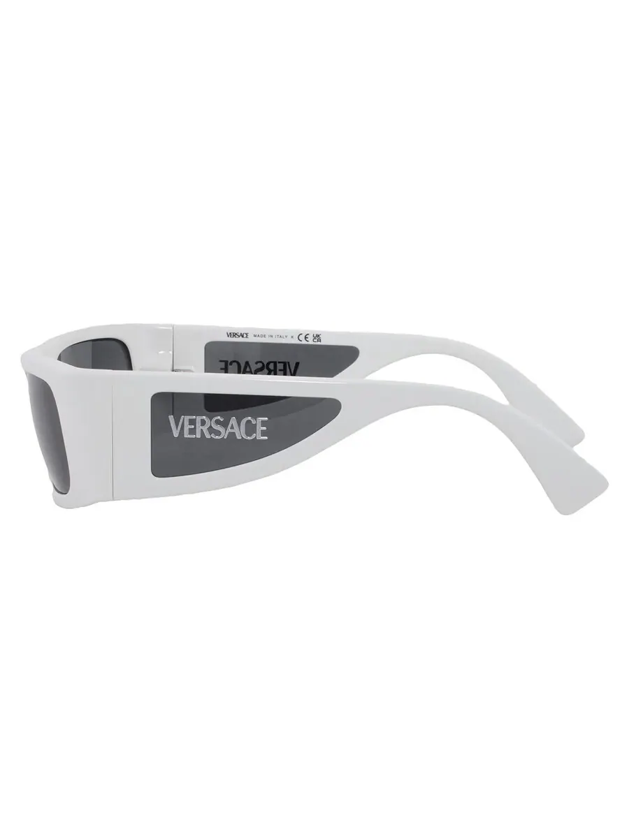 Мужские солнцезащитные очки Versace Dark Grey Wrap VE4482 314/87 57 — изображение 4 из 5, белый