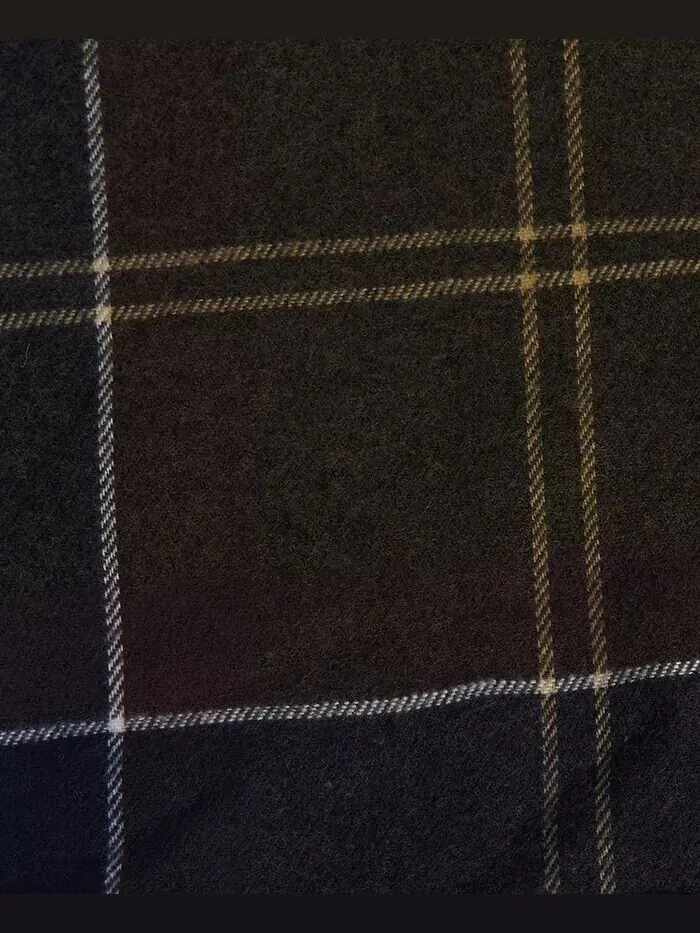 Мужской шарф в клетку Galingale в клетку тартан Barbour — изображение 4 из 4, бежевый