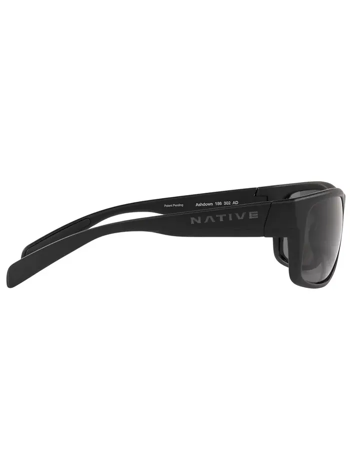 Нативные унисекс поляризованные солнцезащитные очки, XD0065 58 Native Eyewear — изображение 4 из 6, черный/серый