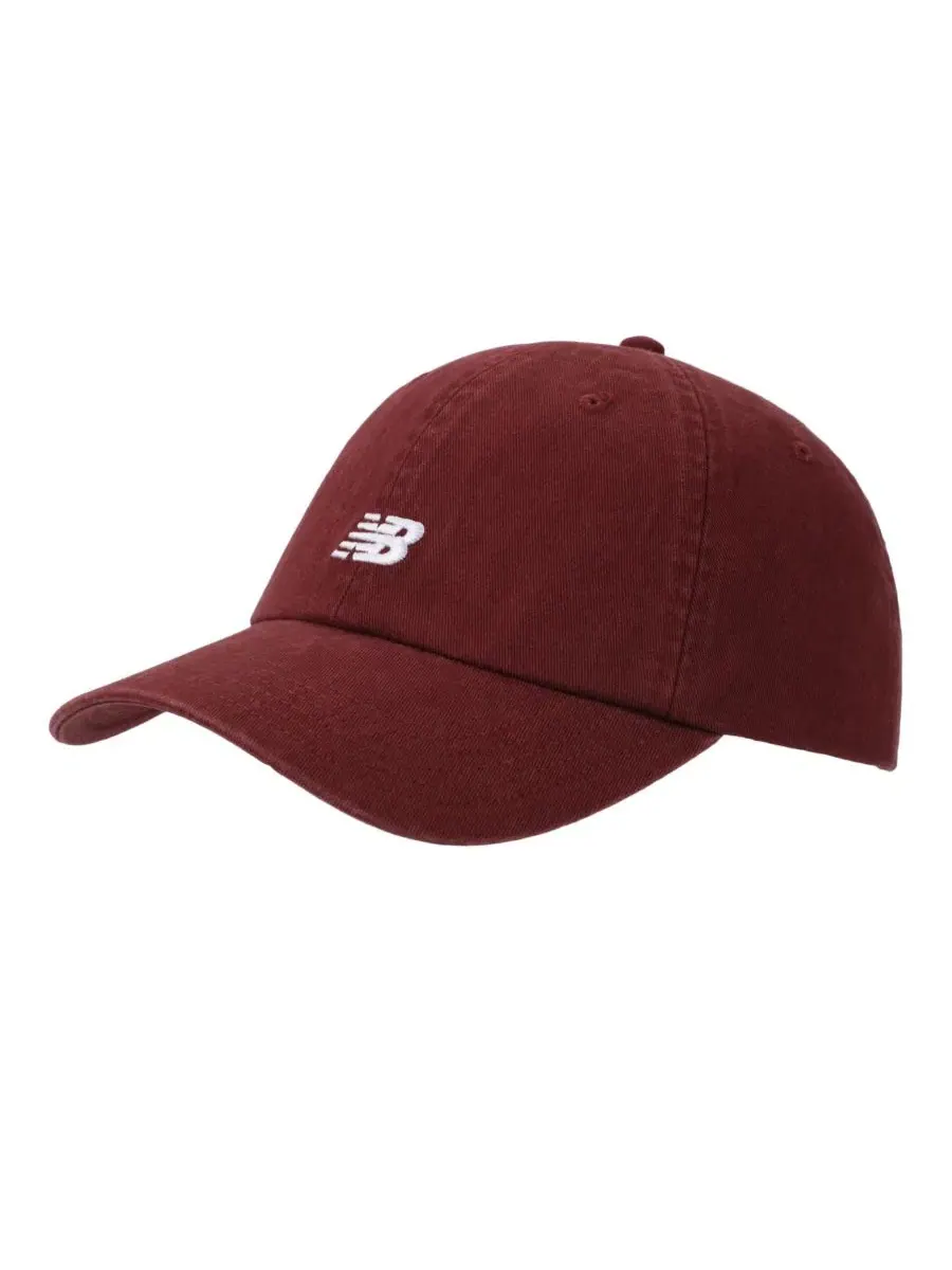 Кепка New Balance с логотипом