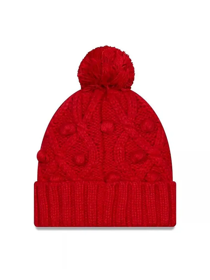 Женская красная шапка Tampa Bay Buccaneers Toasty Cuffed Knit с помпоном New Era — изображение 2 из 2