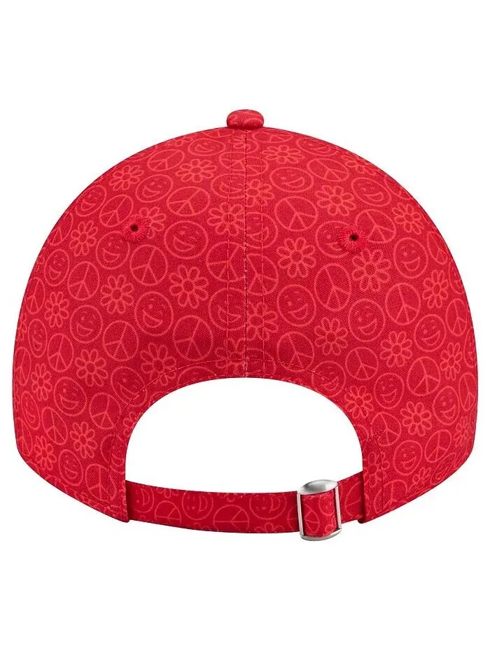 Женская красная шапка New York Giants Smiley 9TWENTY Adjustable New Era — изображение 3 из 4
