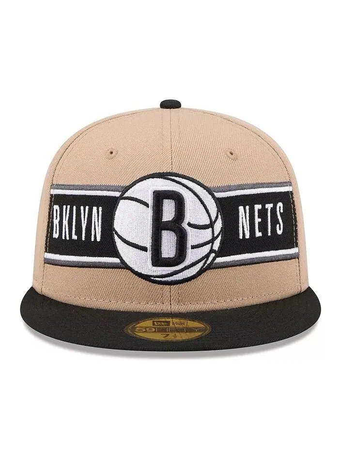 Мужская бежево-черная шапка Brooklyn Nets 2024 NBA Draft 59FIFTY Fitted New Era — изображение 2 из 4